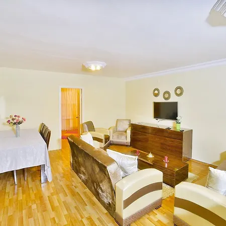 Zt Homes Osmanbey Apartamento *